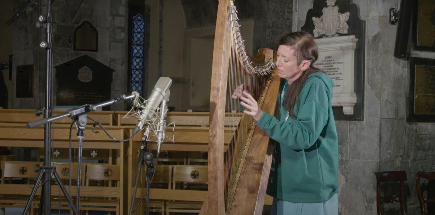 Úna Ní Fhlannagáin playing live in Saint Nicholas Cathedral, Galway
